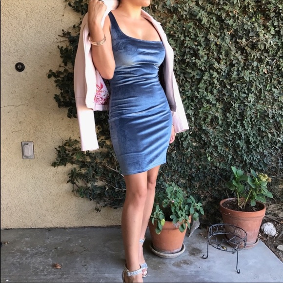 Velvet Bodycon Dress - Picture 2 of 8